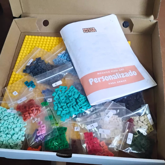 Mosaico LEGO® para Armar – Pokémon Retro Iniciales - 25cm | 1024 piezas